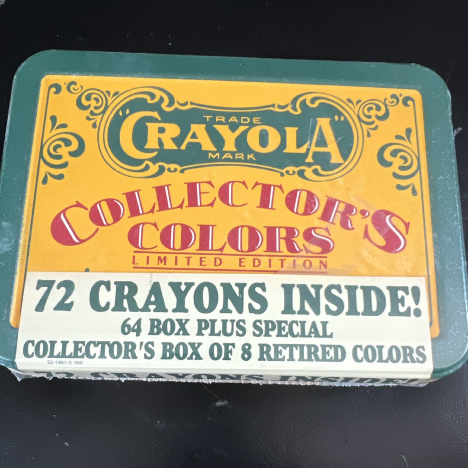 Crayola Collector's Colors Limited Edition Tin, 72 Crayons, Retired Colors