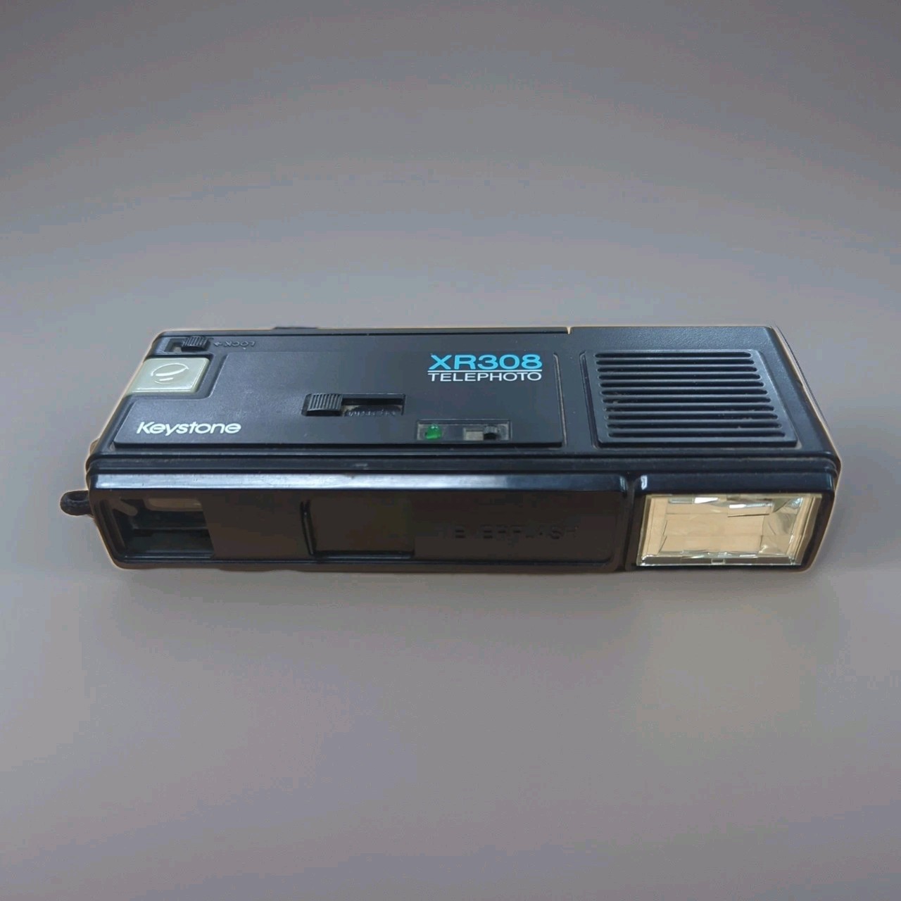 Vintage 1970's Keystone XR308 Telephoto Everflash Pocket Camera