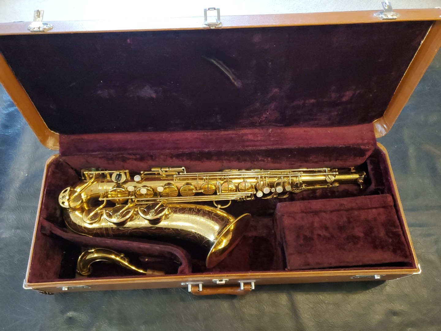 EXTREMELY RARE 1938 Selmer Paris BALANCED ACTION (B.A.) Tenor Saxophone #27243 