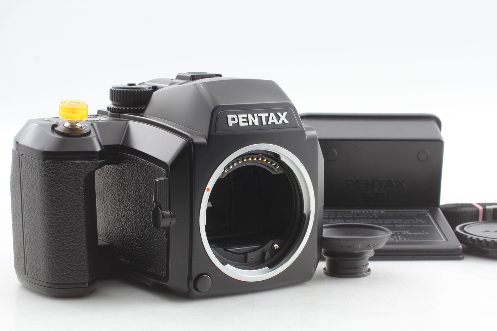 Mint : Pentax 645N Medium Format Body w/ 120 Film Back Strap Spirit Level JAPAN