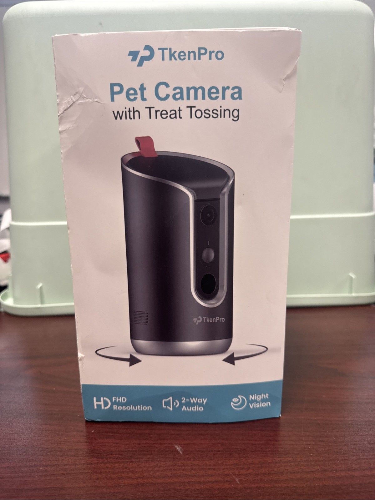 Pet Camera with Treat Tossing