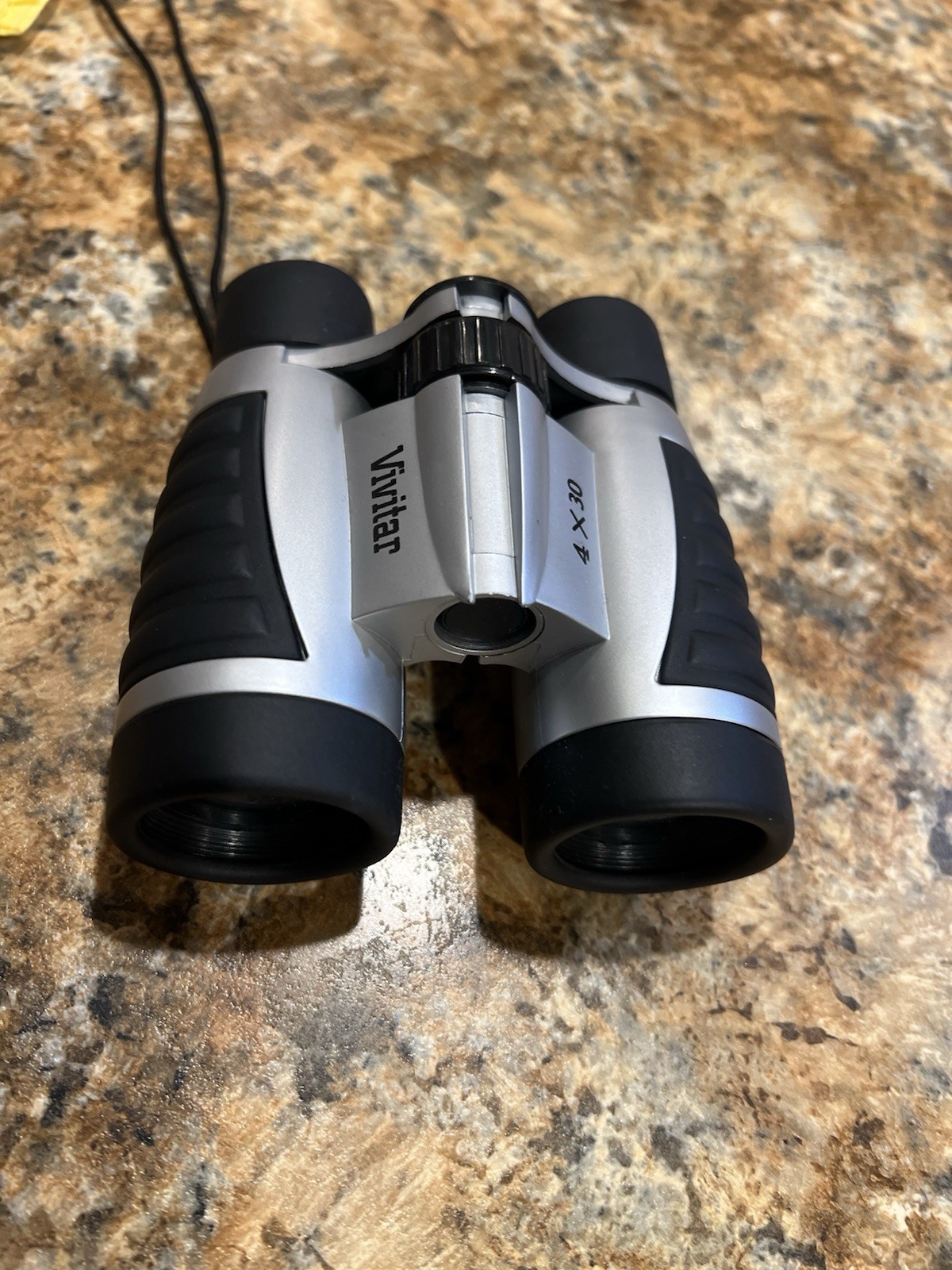 Vivitar 4 X 30 Coated Compact Binoculars With Strap & Storage Pouch VTG