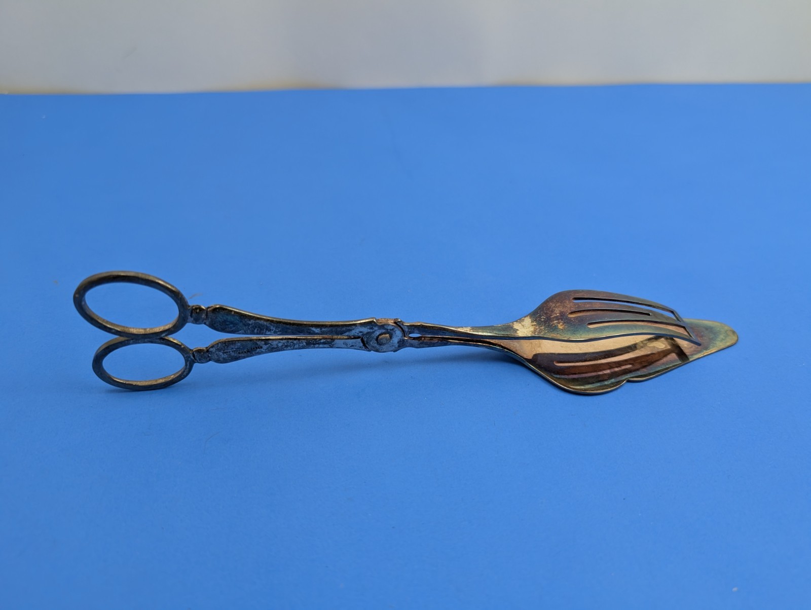 Vintage Silverplate Sheffield Scissor Tongs Cake