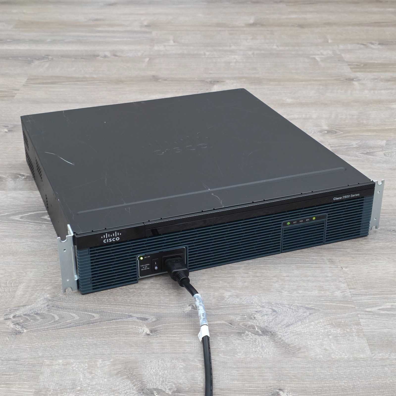 Cisco 2951/K9 ISR G2 Router PVDM3-128 High-Density DSP Permanent UCK9 Voice Lic.