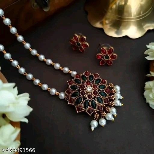 Artificial Kundan Necklace With Stud Earrings For Her New Fancy Jewellery