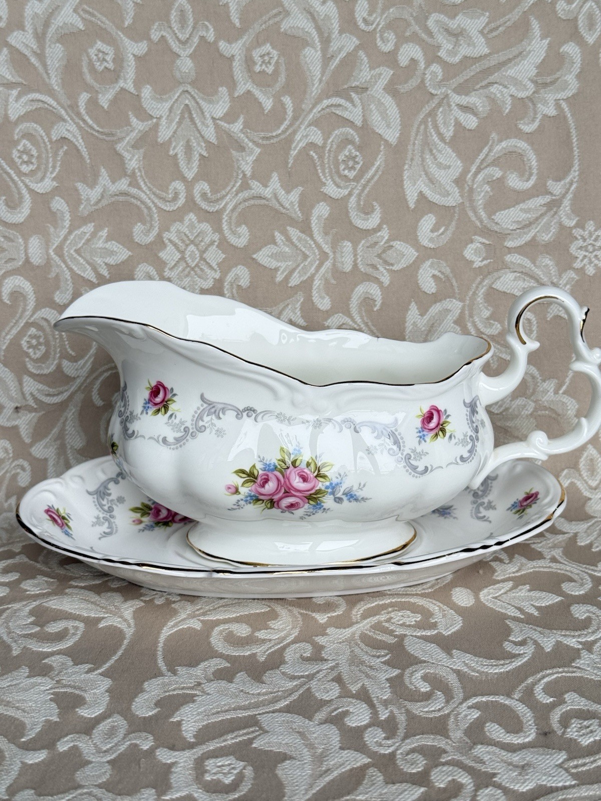 Royal Albert Tranquility Rose Pattern Bone China Gravy Boat & Under-plate.