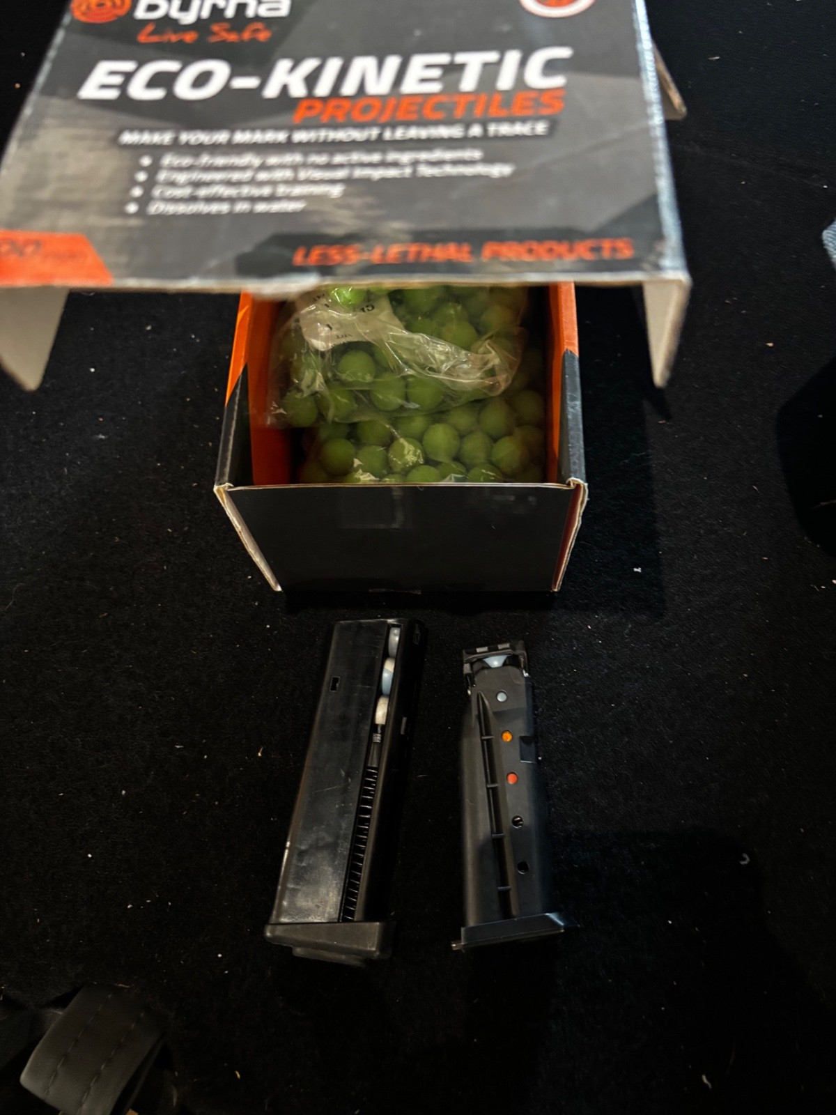 .68.  Caliber   5  -Round  and  7  Round  Magazine  incl Paint balls 