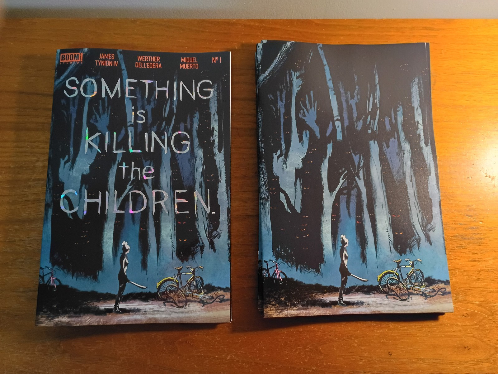 SOMETHING IS KILLING THE CHILDREN # 1 BOOM COMICS 2026  FOIL  & GLOW IN THE DARK