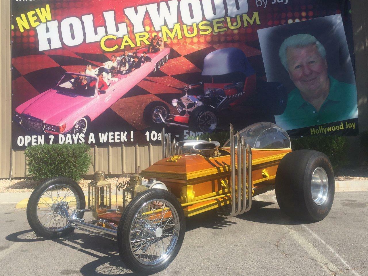 TWO PASSES TO THE HOLLYWOOD CARS MUSEUM IN LAS VEGAS