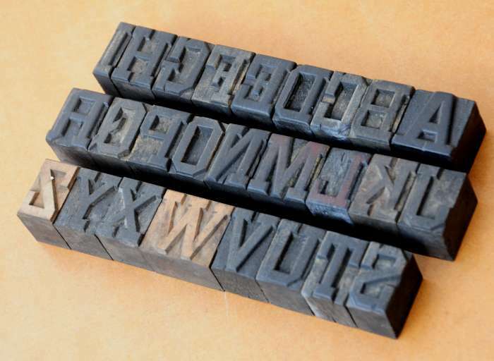 A-Z alphabet letterpress wooden printing blocks wood type Vintage printer typo´.