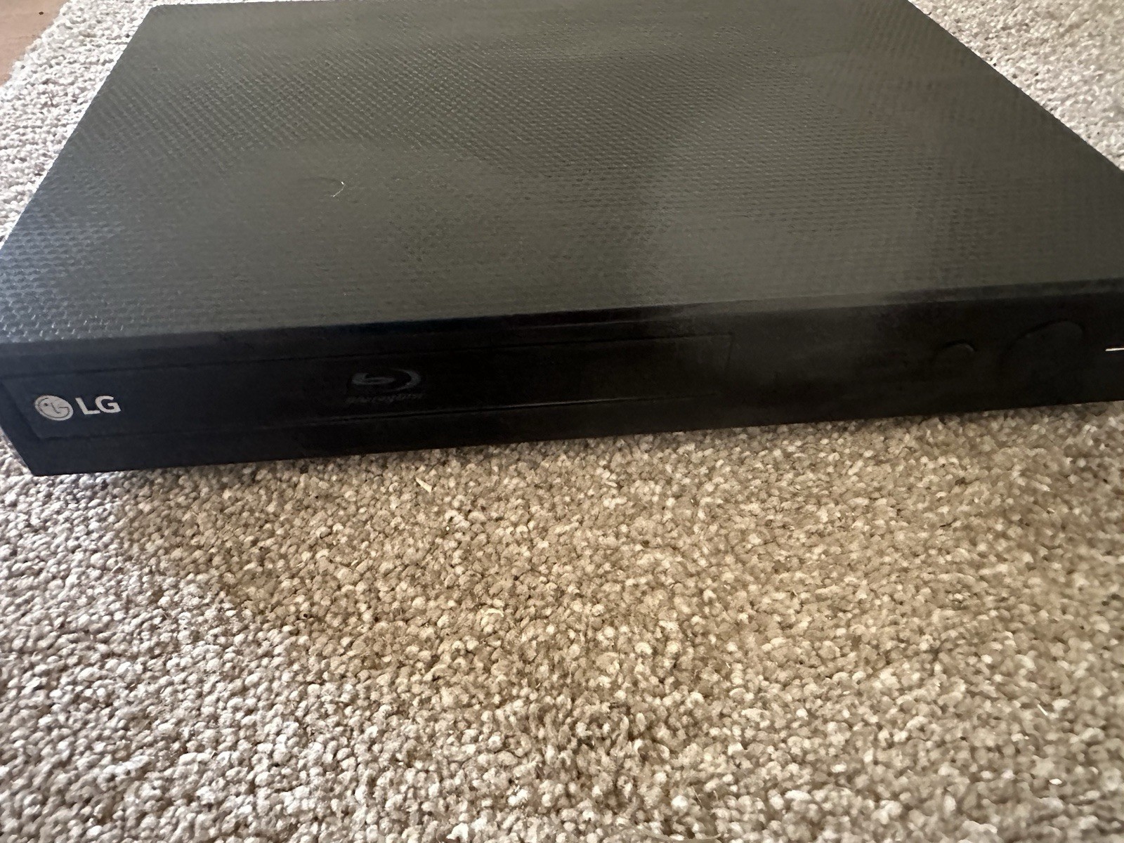 LG BPM35 Wireless Streaming Blu-Ray Disc™/DVD Player Built in Wifi Used No remot