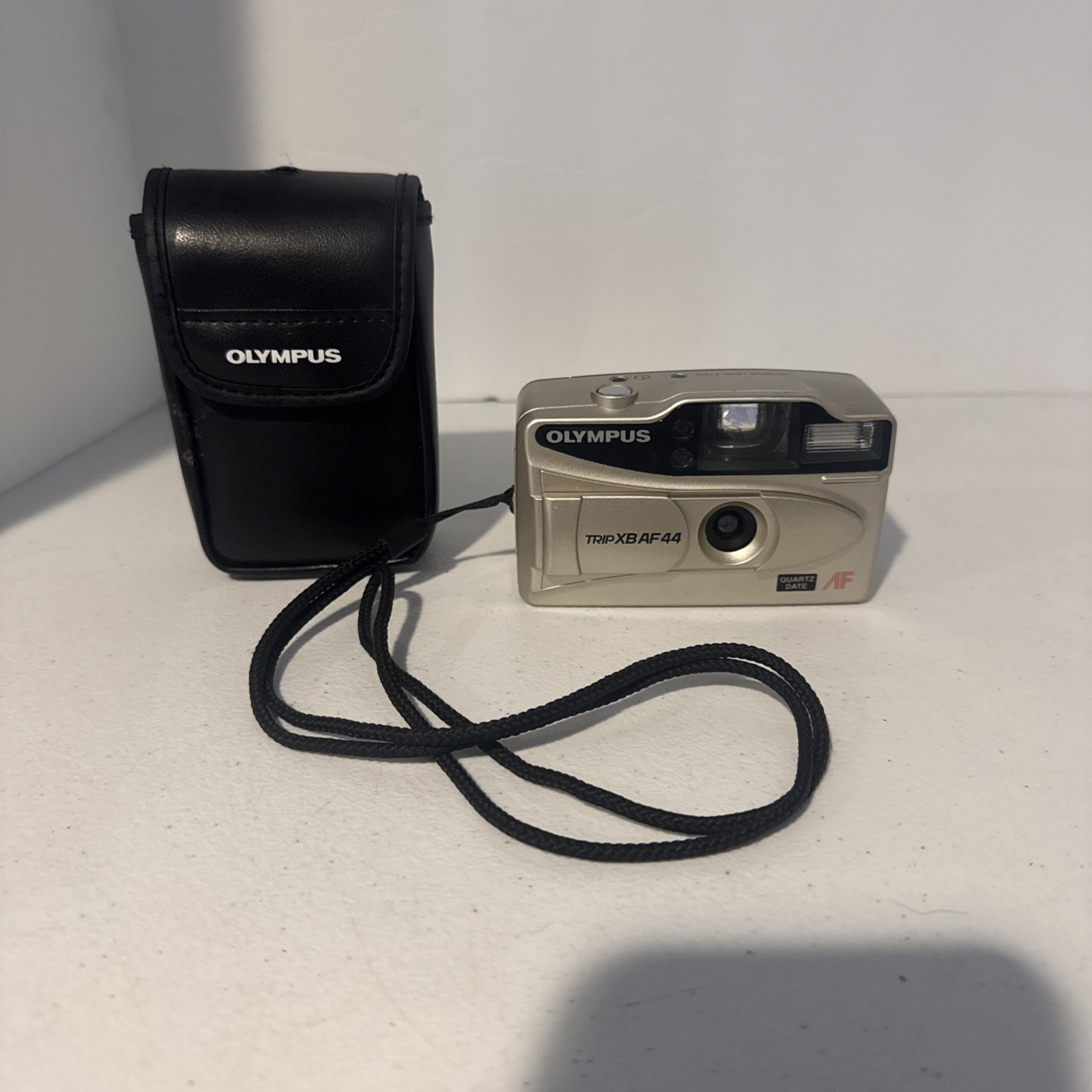 Olympus Trip XB40 AF 44 35mm  Quartz Date Point & Shoot Film Camera Tested