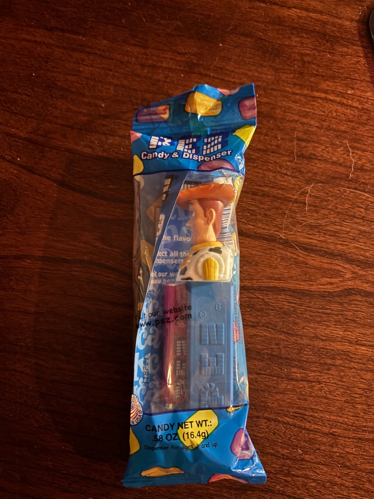 PEZ Disney Pixar WOODY - Candy PEZ Dispenser
