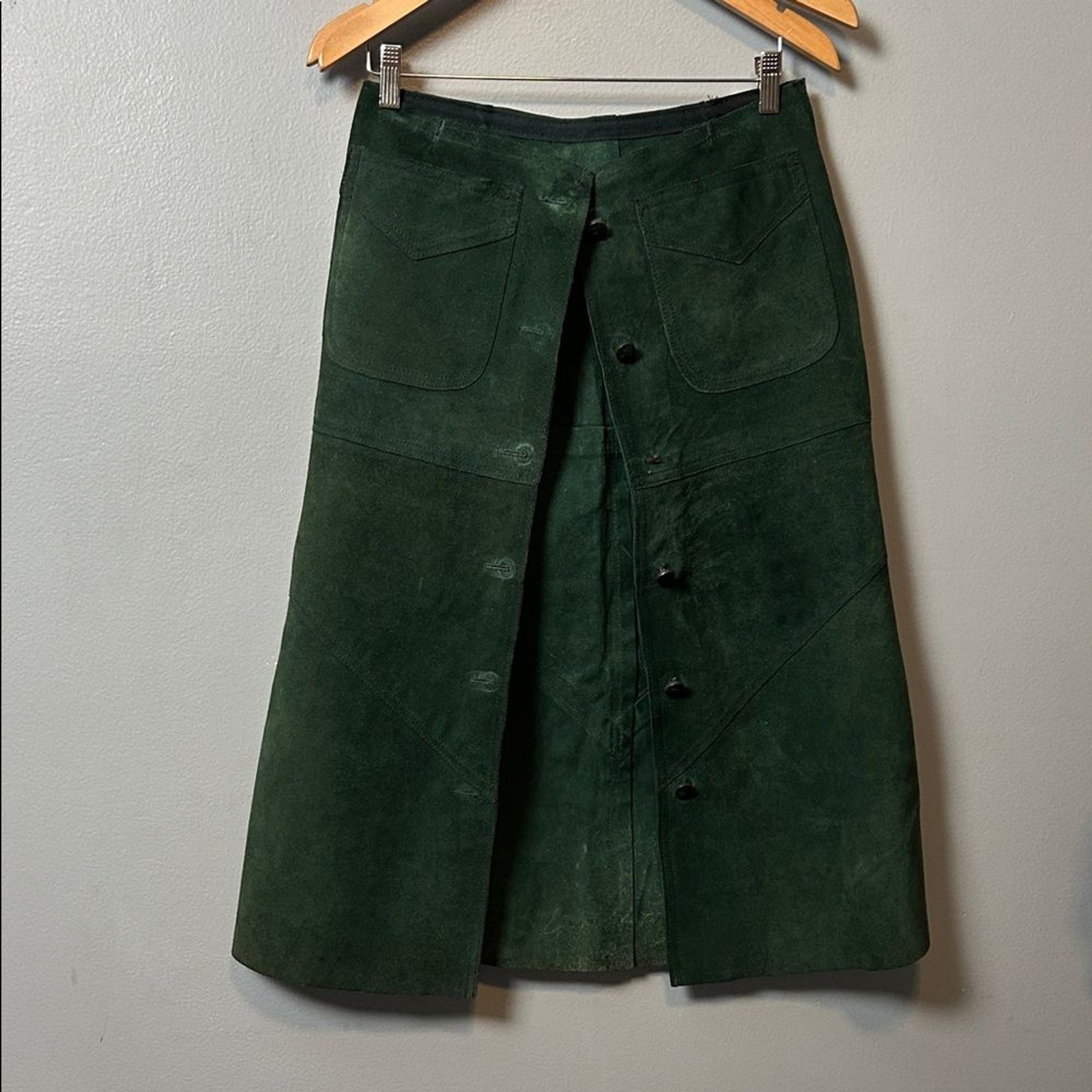 Vintage Lord & Taylor Dark Green Suede A-Line Skirt made in Finland Satanahka Oy