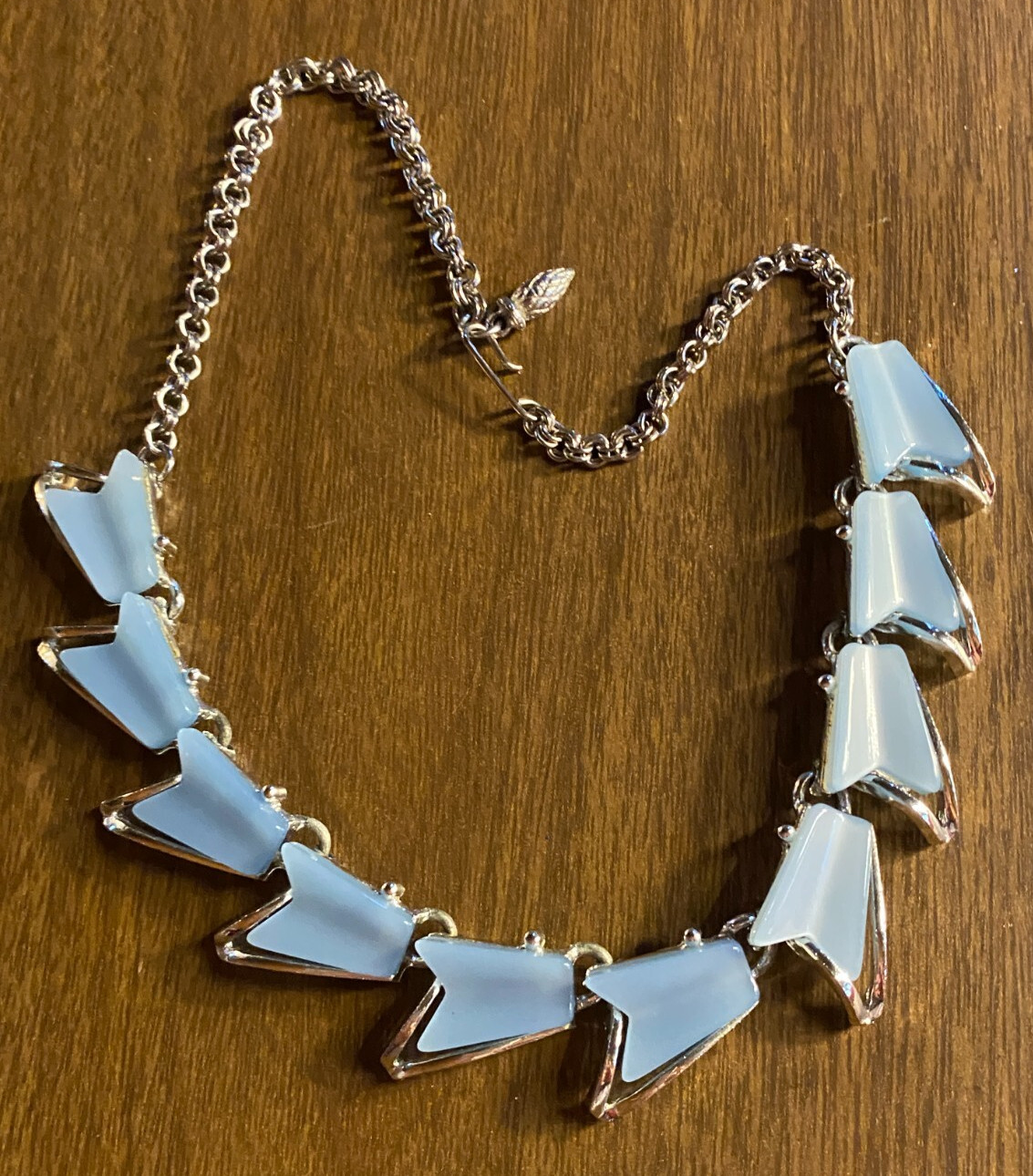 Vintage Blue Thermoset Lucite Silver tone Necklace 16"