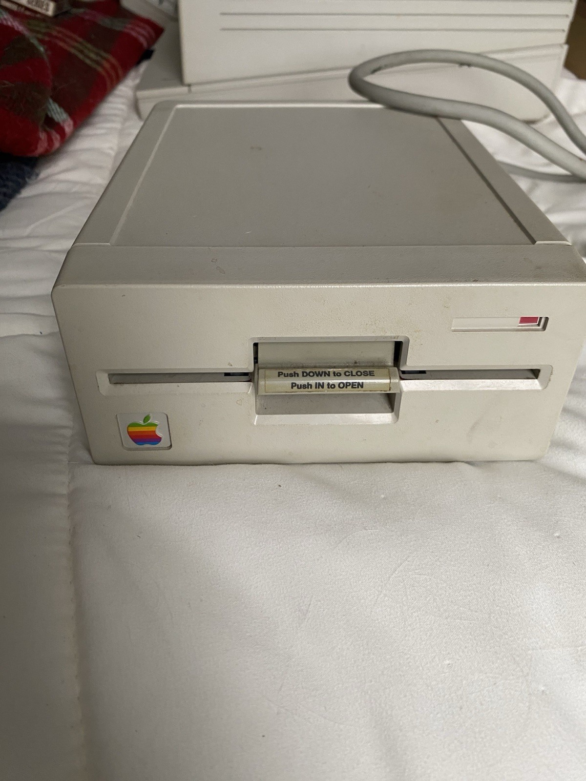 ✅ 🍎 Apple 5.25" Floppy Disk Drive A9M0104 - With Manual