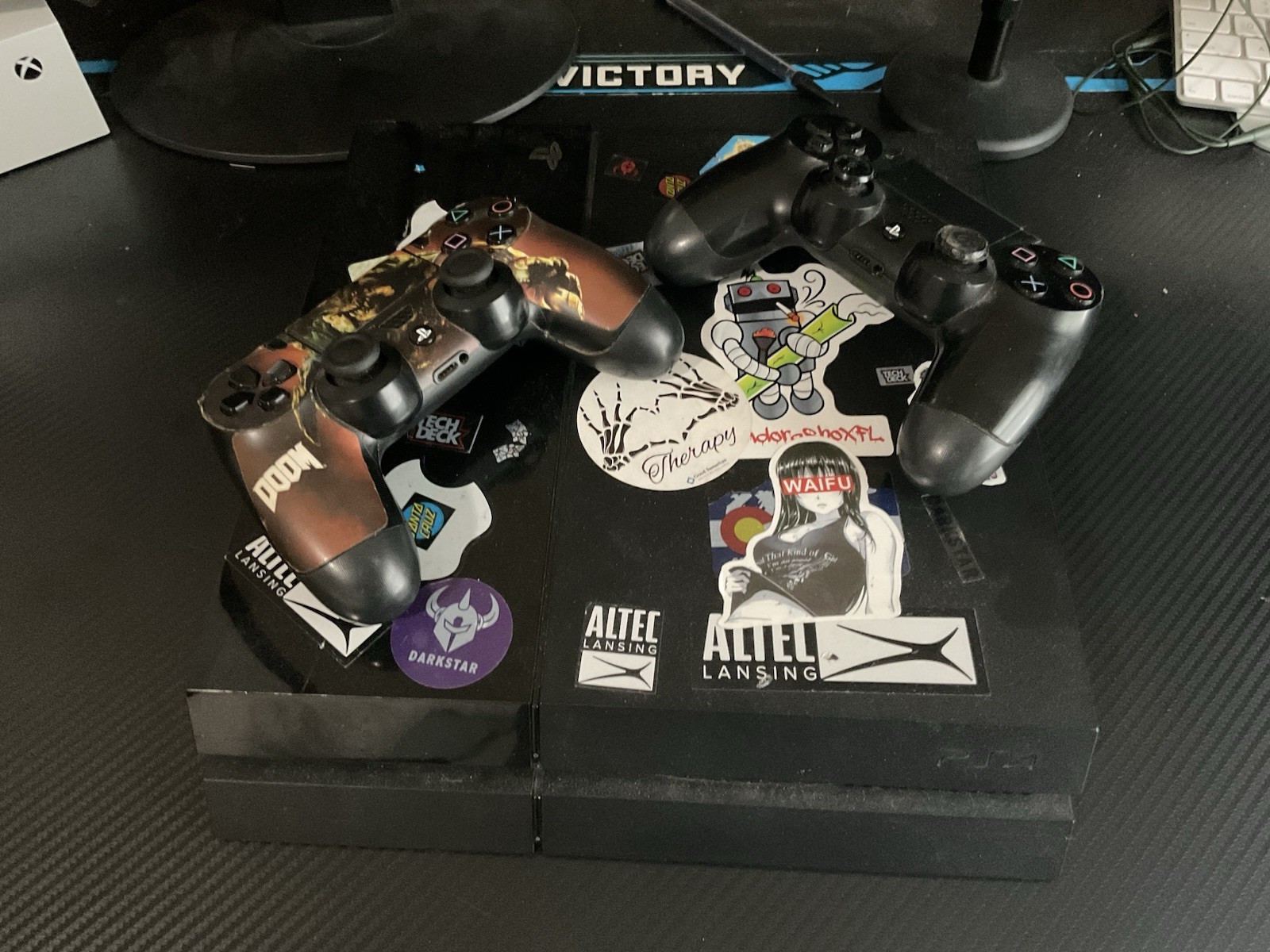 Sony PlayStation 4 Console with DOOM & Standard Controllers, Wireless/USB Lot