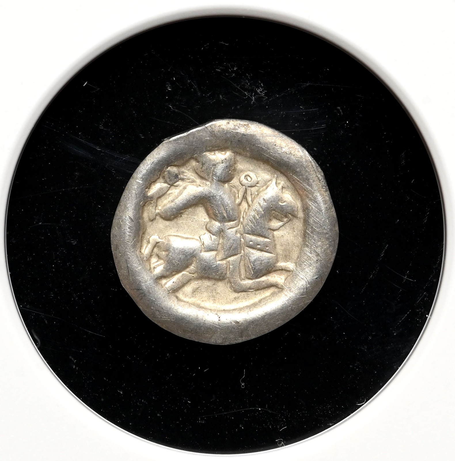 HUNGARY. Bela IV. 1235-1270. Silver Bracteate Denar, Scarce type, NGC MS61