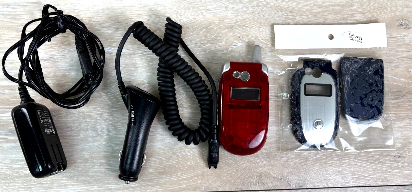Vintage MOTOROLA V551 Cingular Flip Phone w/ 2 chargers & 2 Skins Tested
