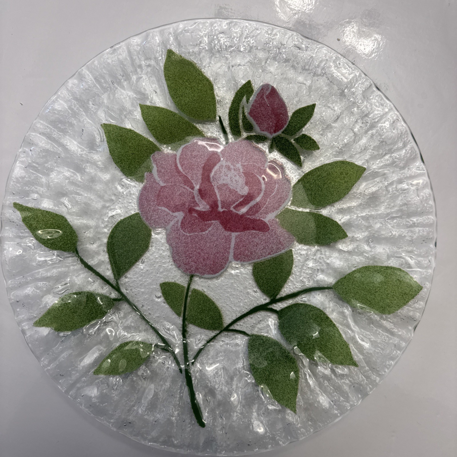 sydenstricker glass Round Plate 8.5”Pink Roses Flutter Edge