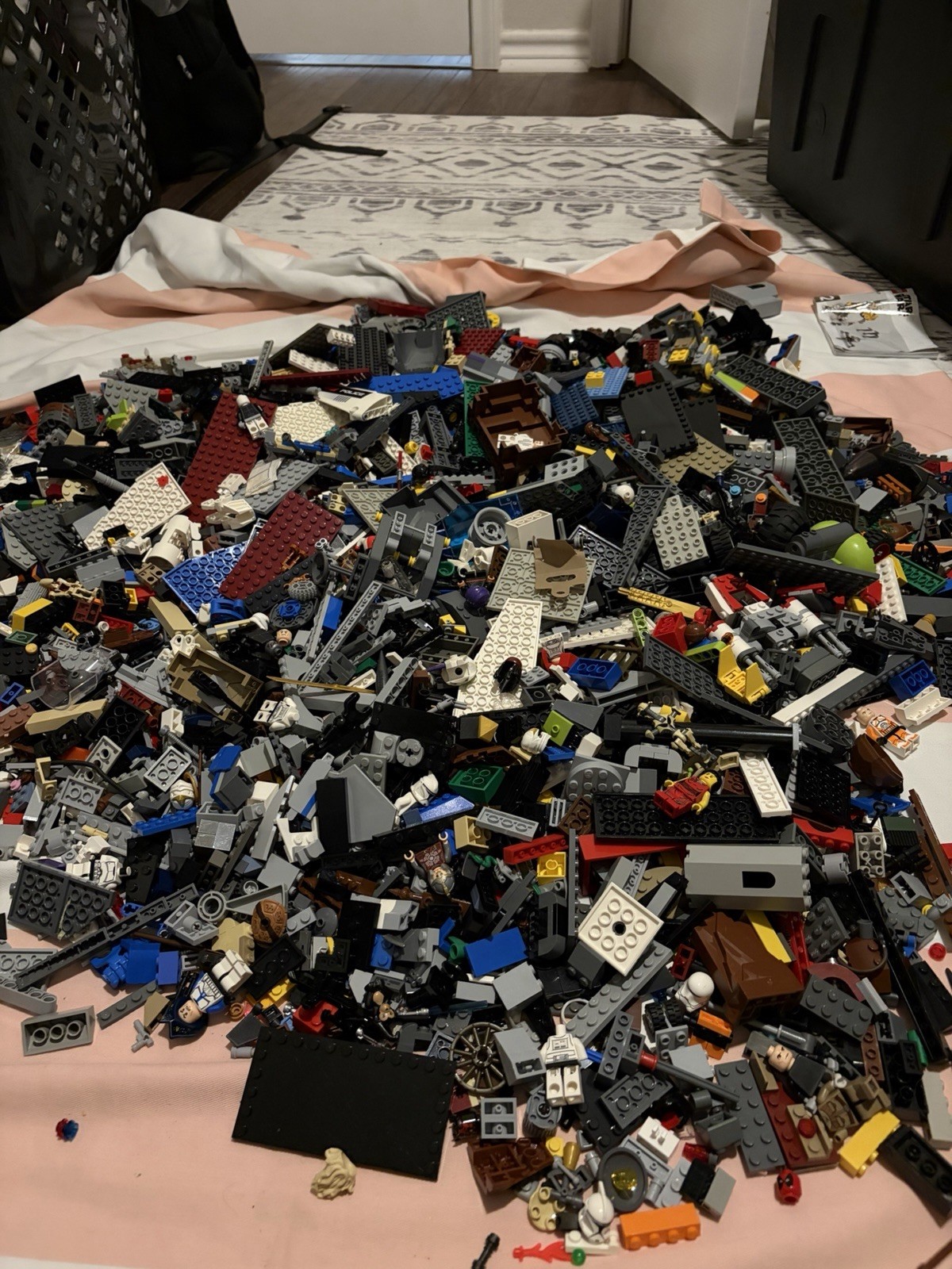 LEGO Pieces And Figure Lot MASSIVE MULTIPLE THEMES