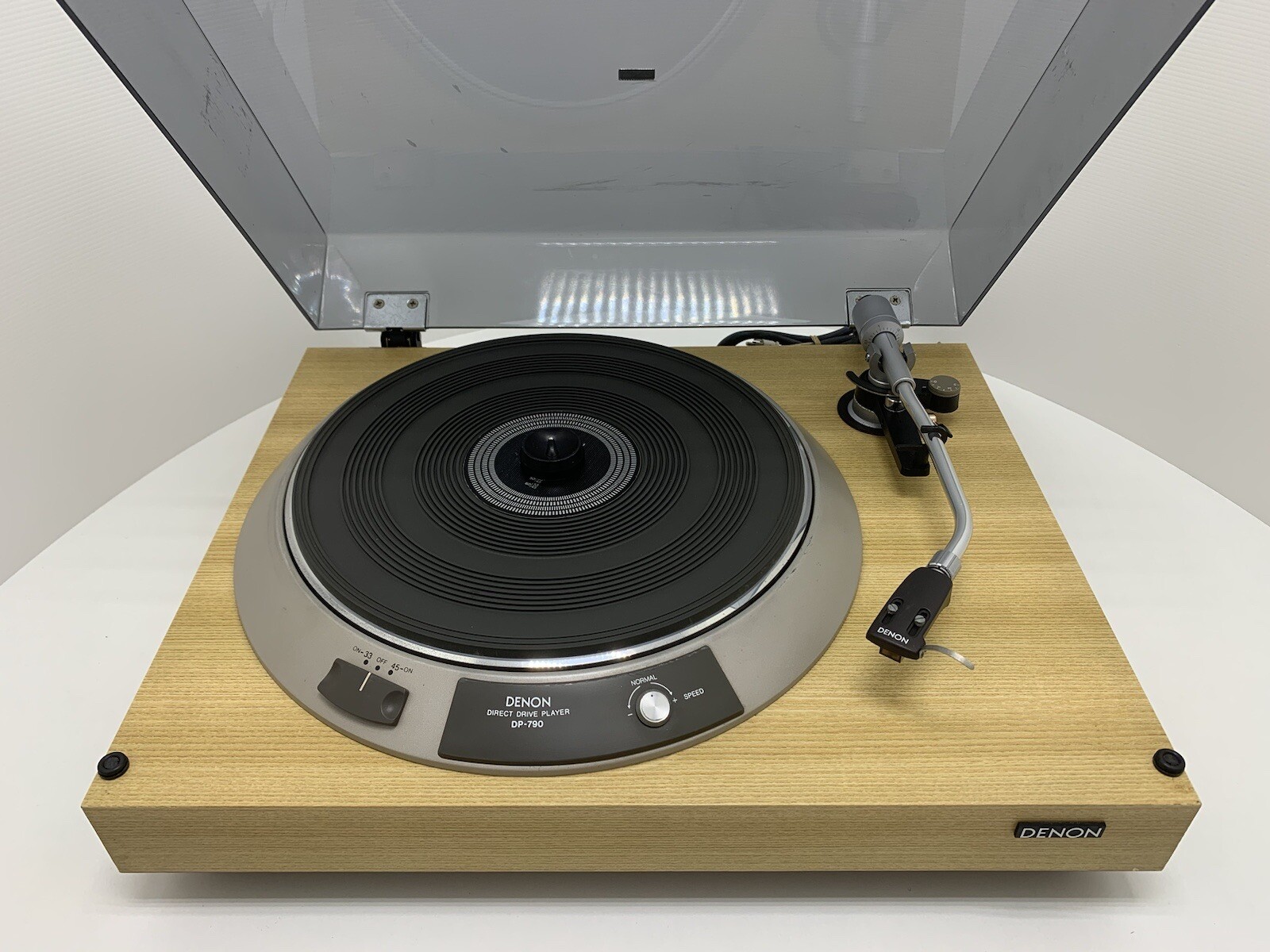 Denon DP-790 Turntable Servo Direct Drive Player High End Vintage 1975 Good Look