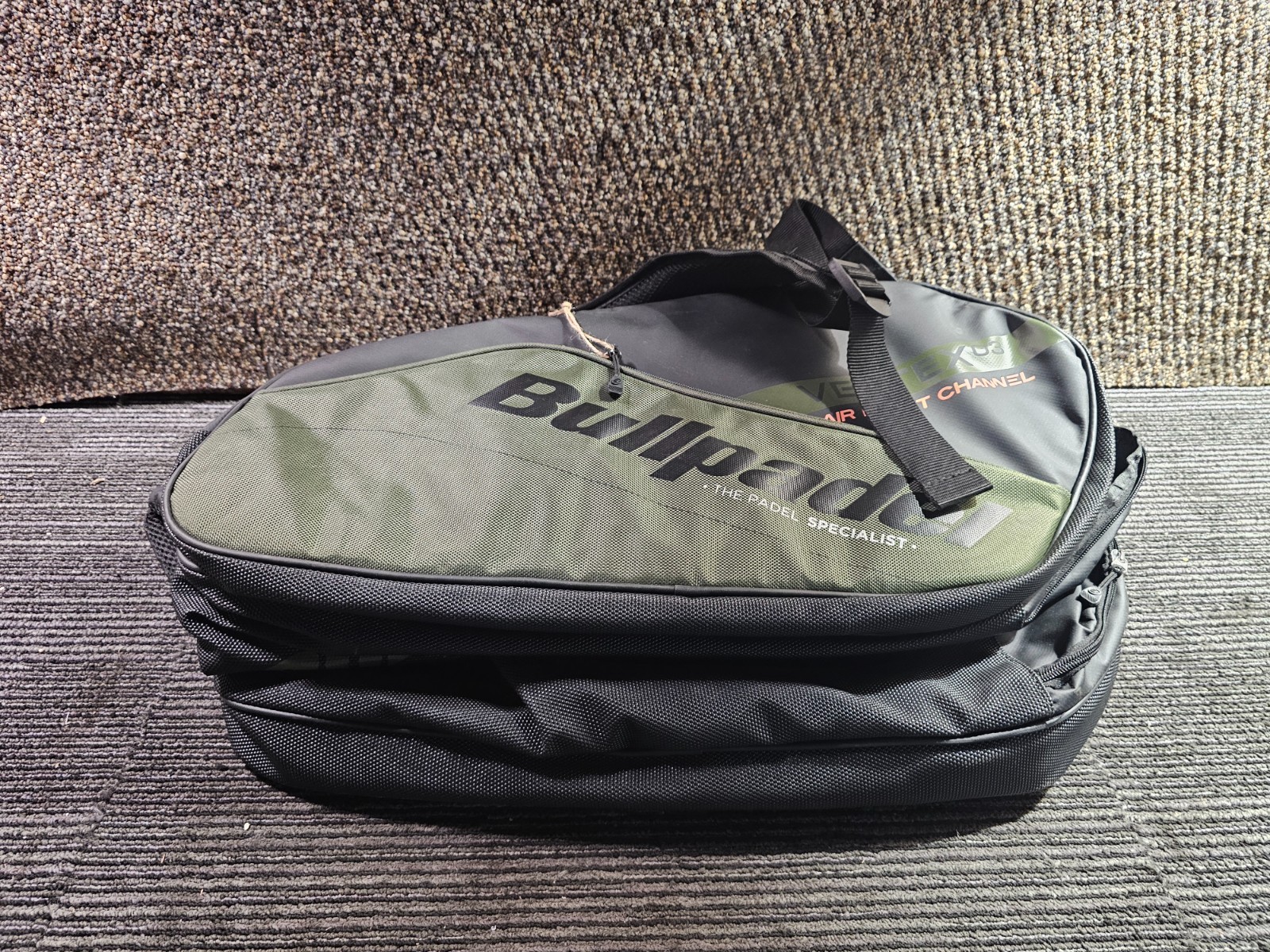 Bullpadel Vertex Bag Black/Green, Large Capacity Hold up to Four Rackets