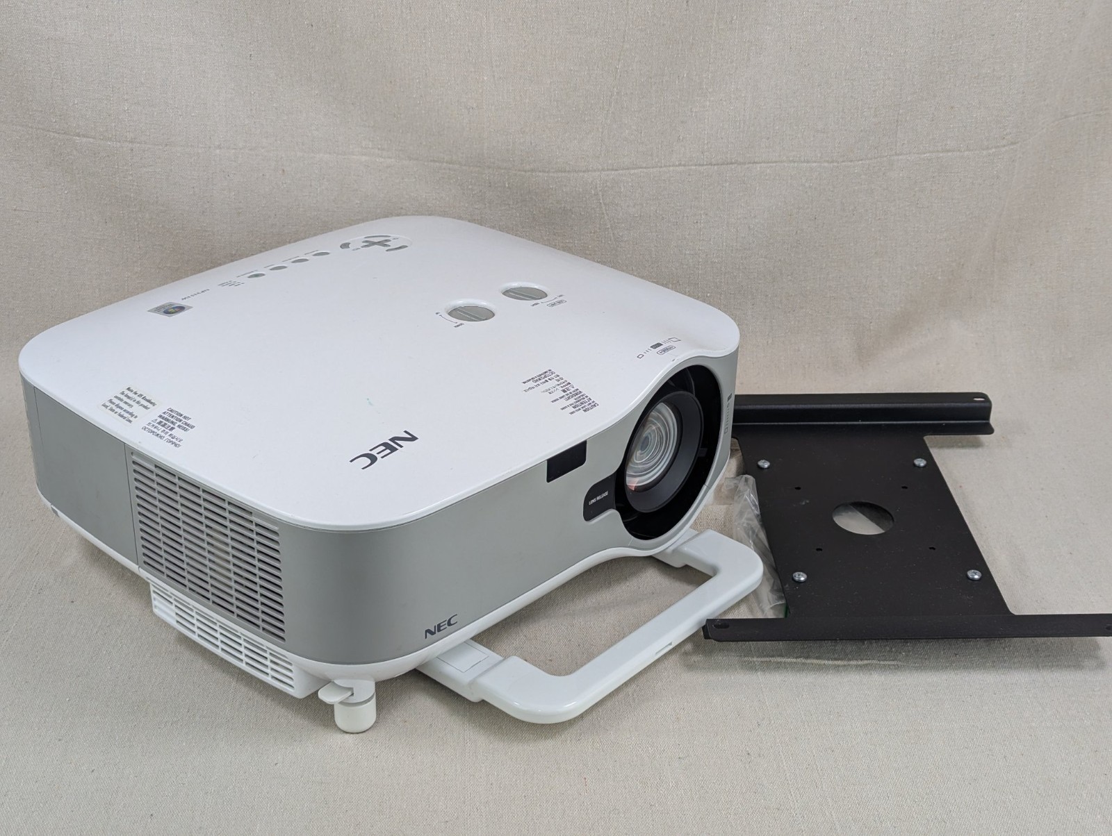 NEC NP3151W LCD Projector with Ceiling Mount Bracket - For Parts or Repair