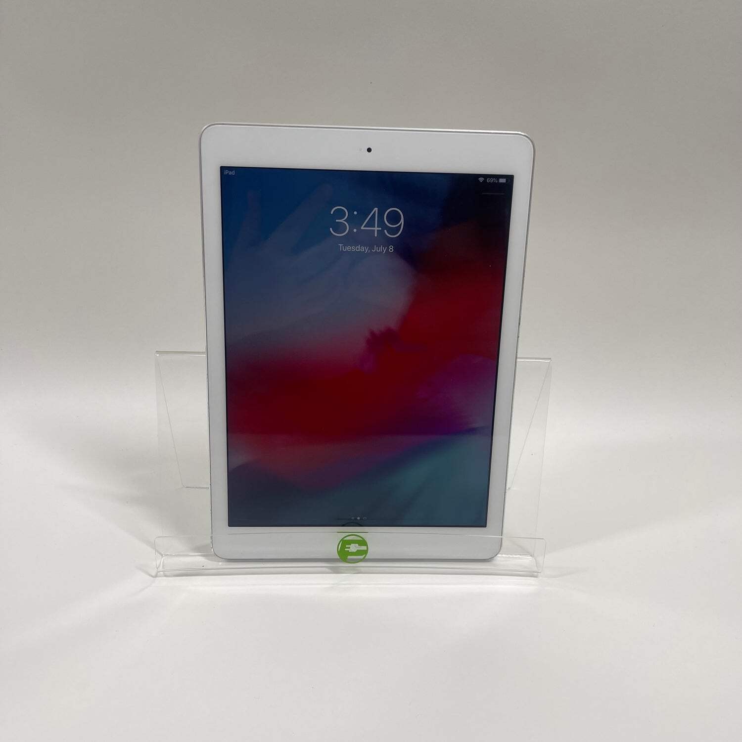 WiFi Only Apple iPad Air 1st Gen 16GB 12.5.8 Silver MD788LL/A