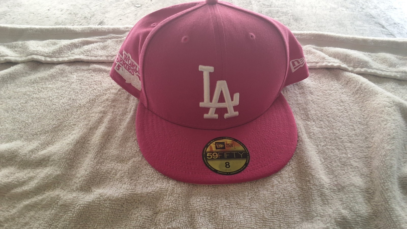 New Era Los Angeles Dodgers MLB 59FIFTY Cap Pink White Size 8