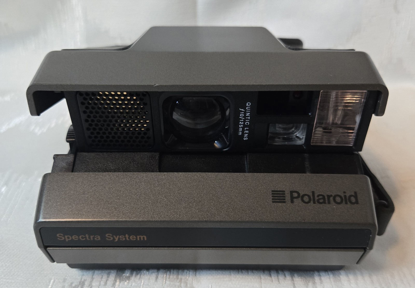1986 polaroid spectra system instant film camera with accessories and carry case