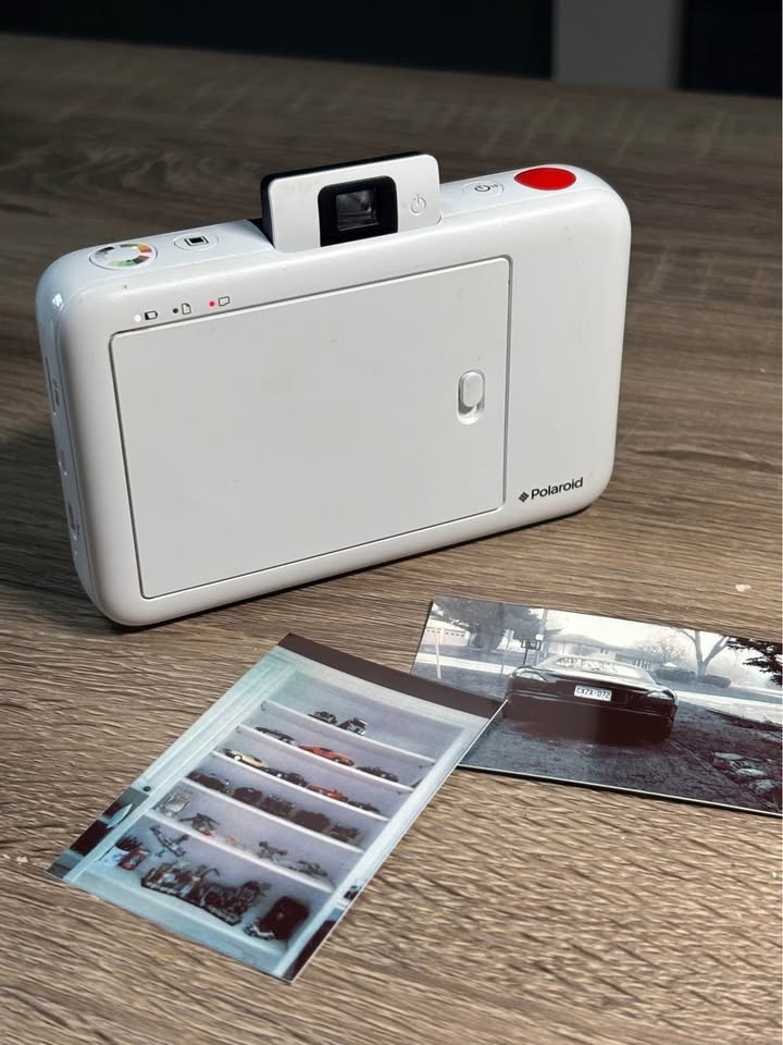 Polaroid Snap Digital/Instant Camera WORKS