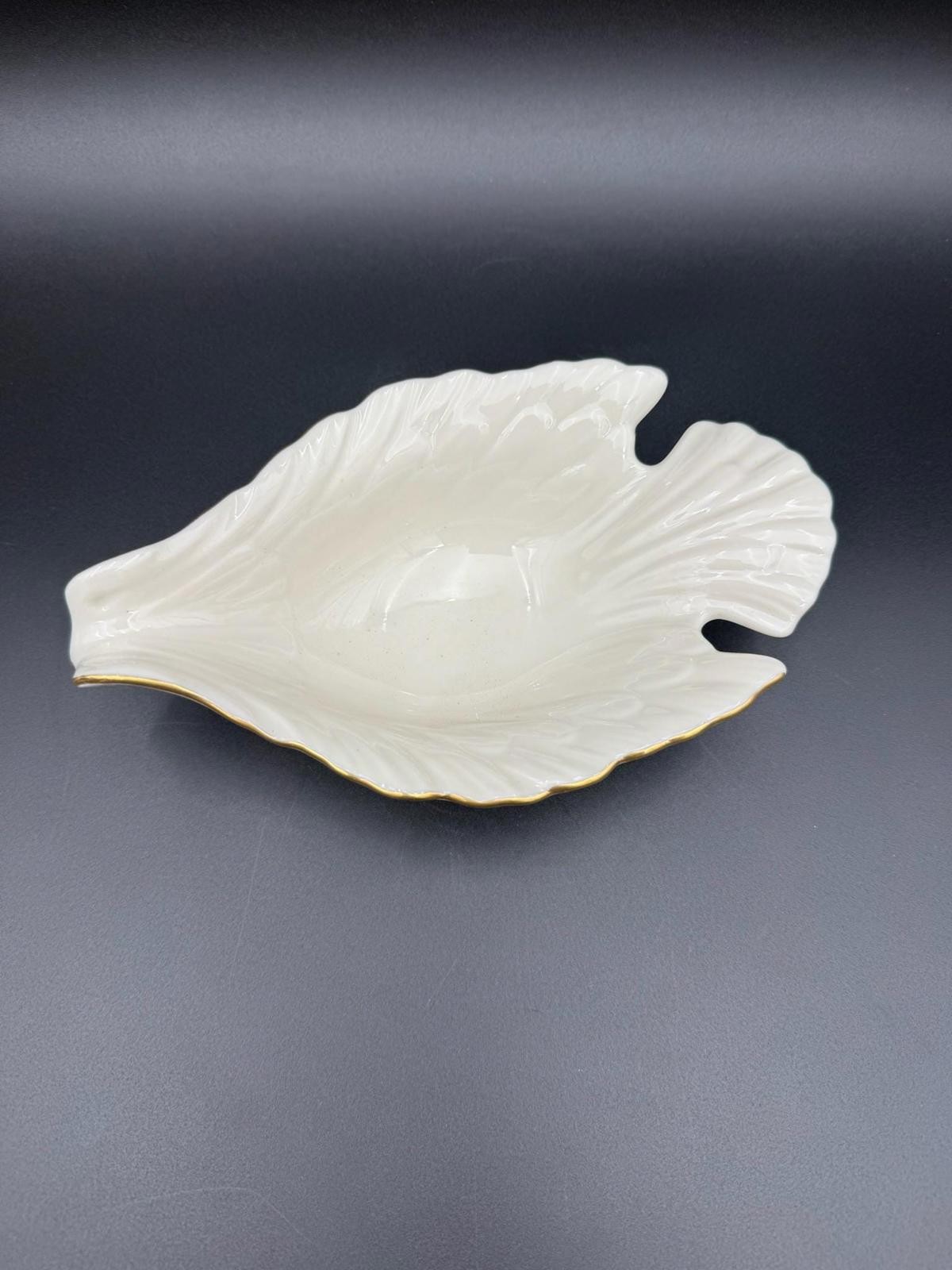 Lenox Dove Dish Ivory with Gold Trim – Dove Collection Fine Bone China