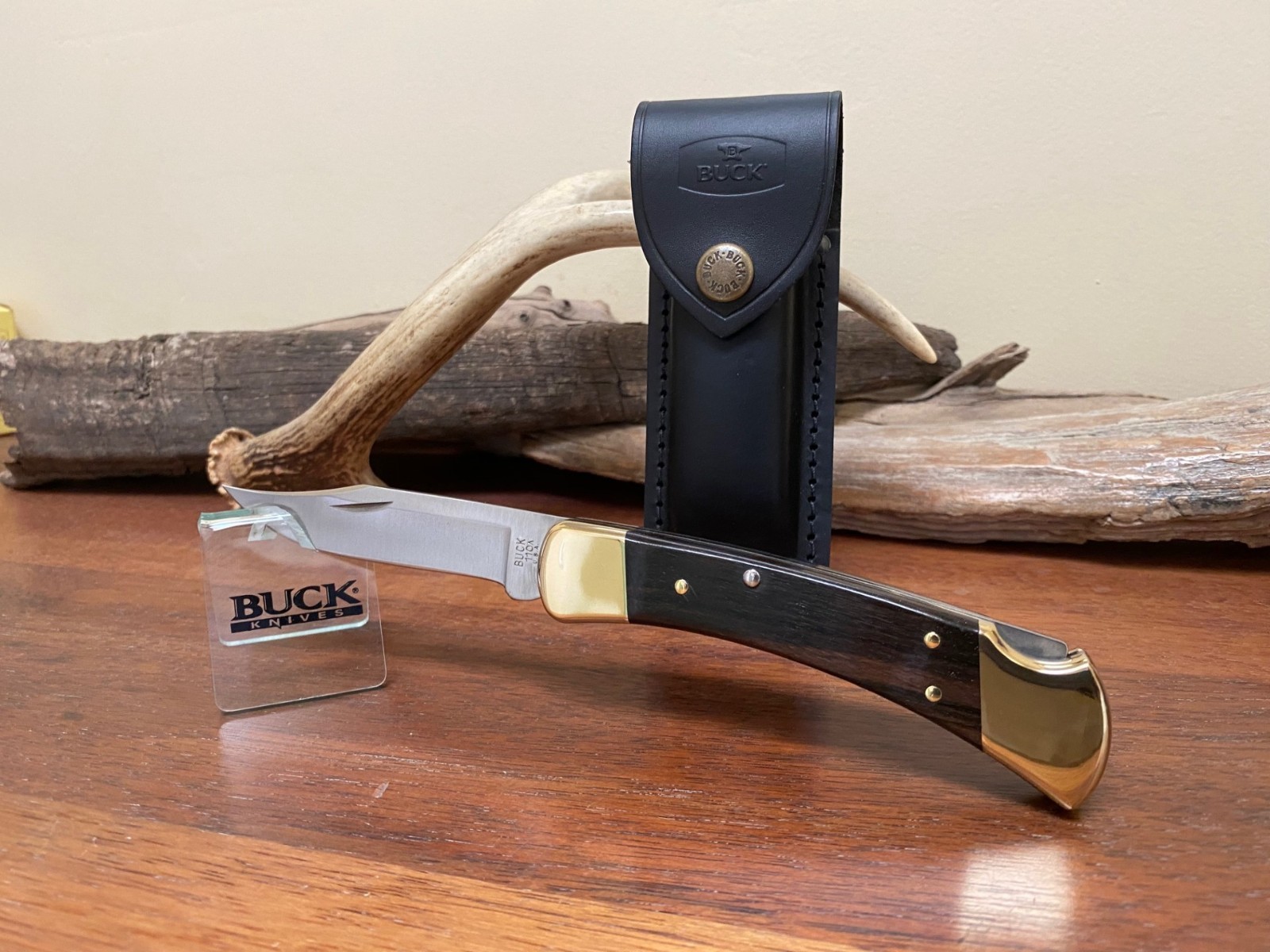 Buck Knife 110- Vintage (1988) Round Frame, 3-Large Pins, Buck Sheath  **Clean**