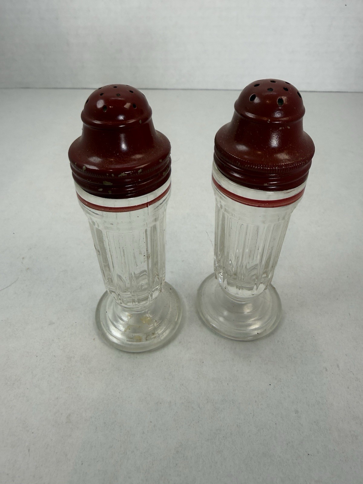 Hazel Atlas New Century Crystal Clear Red Stripe And Lid Salt And Pepper Shakers