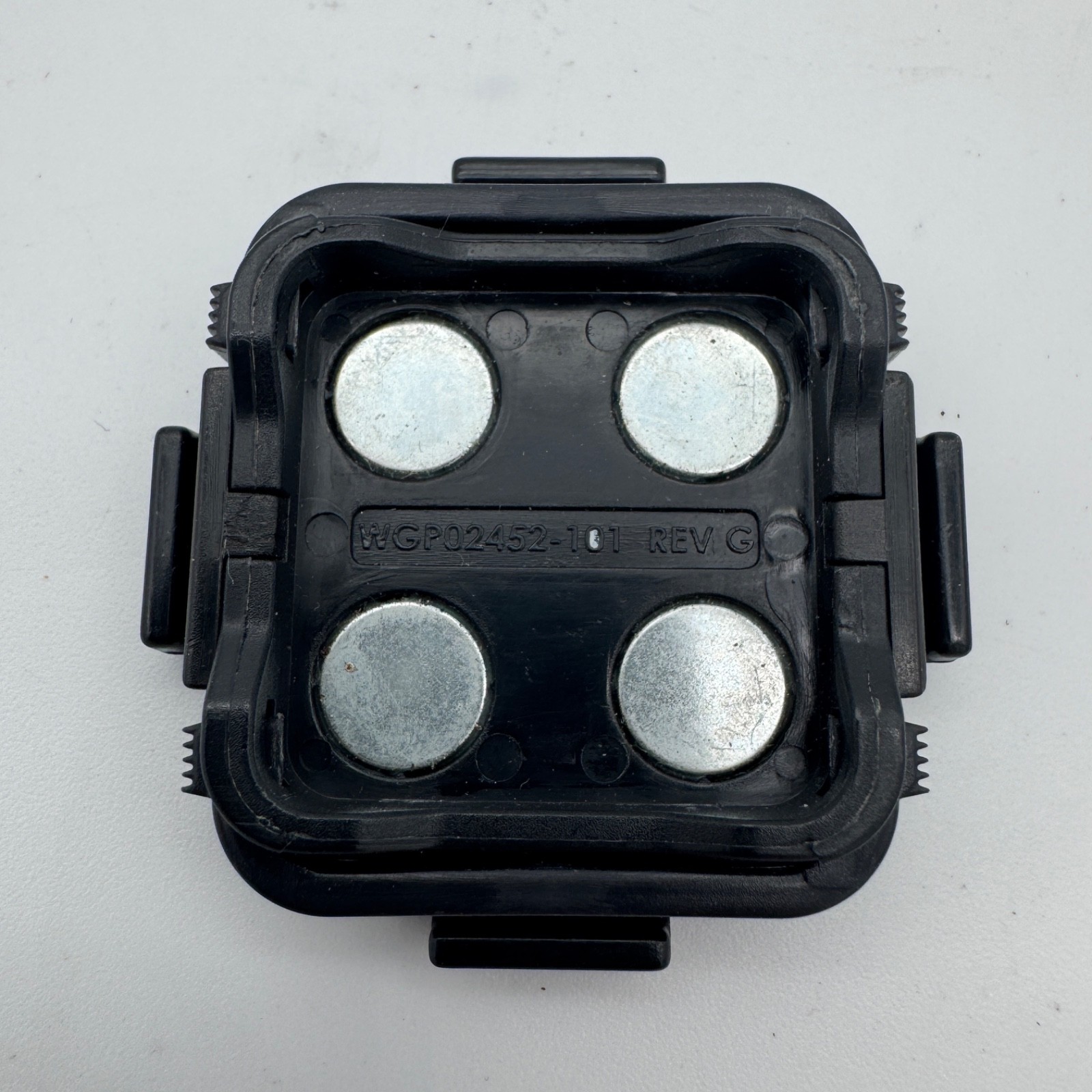 Vista WGP02452-101 Magnet Mount for Vista WatchGuard Mini Body Camera XBC1