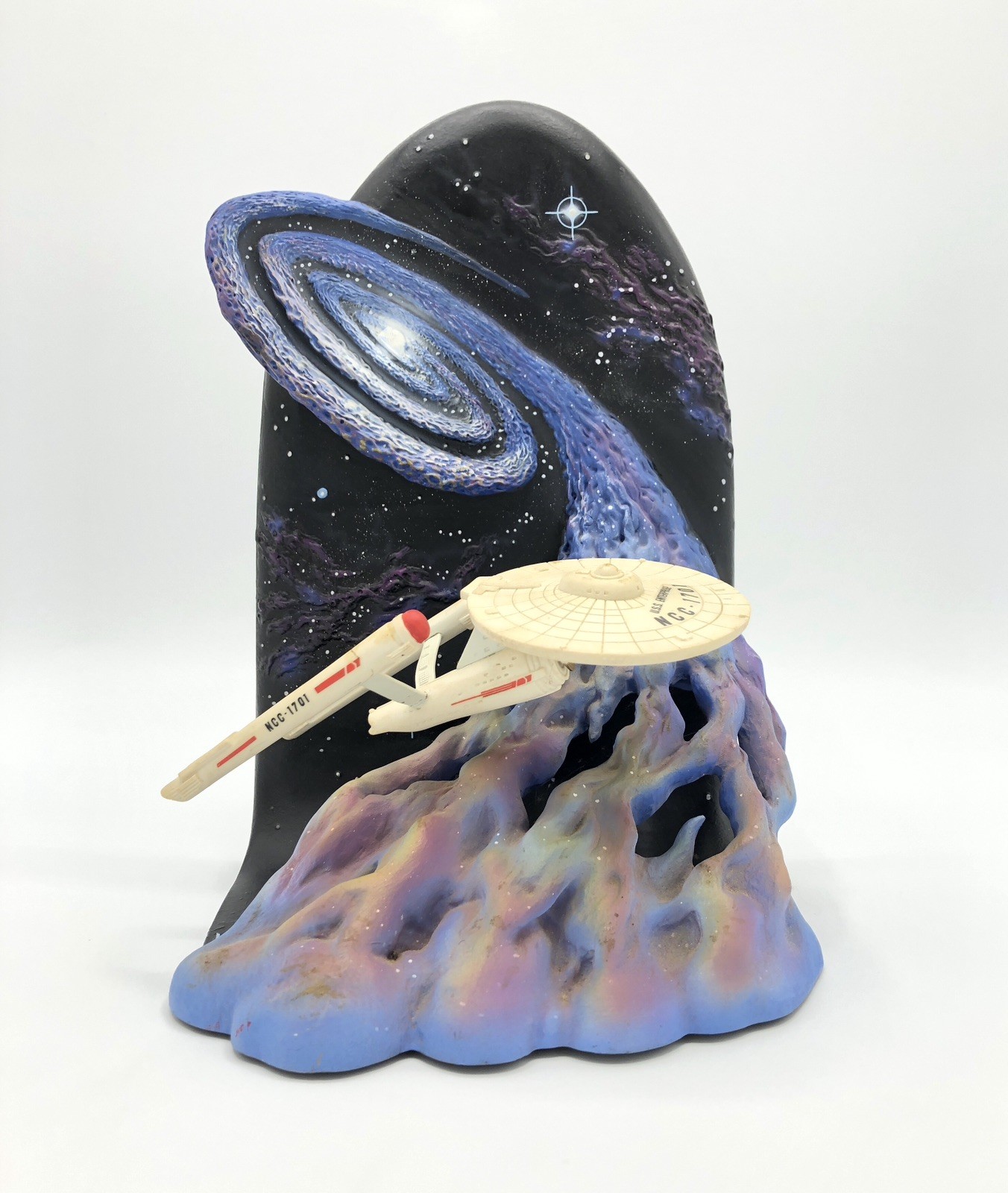 1993 Star Trek U.S.S. Enterprise NCC-1701 3D Sculpture Willitts Designs #47060