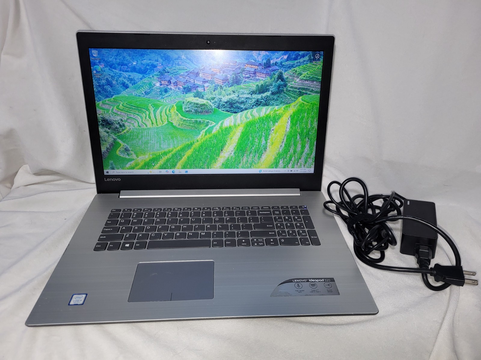 Lenovo IdeaPad 320-17IKB 17.3" Laptop Intel Core i5-7200U 8GB Ram 256GB Win 10