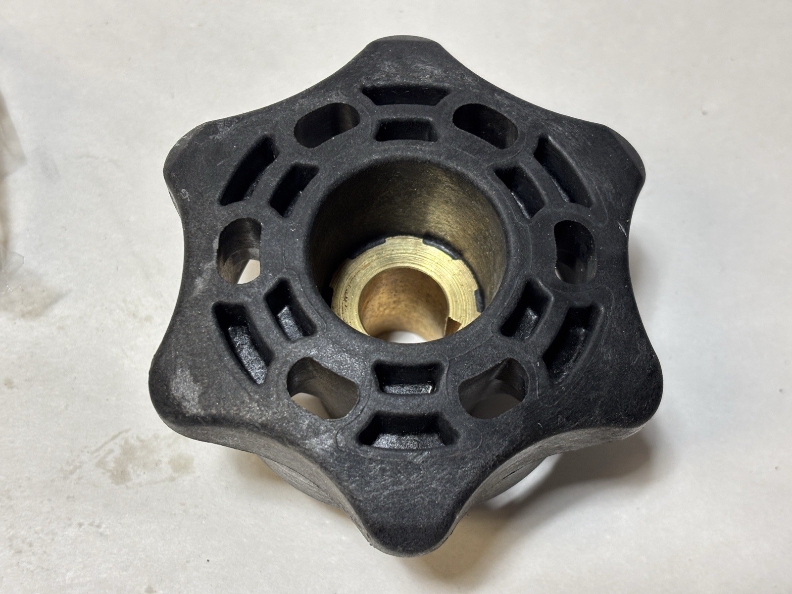 TENNANT Hub Drive Brush Disk (0.75B, 6‑Tooth) 1071636