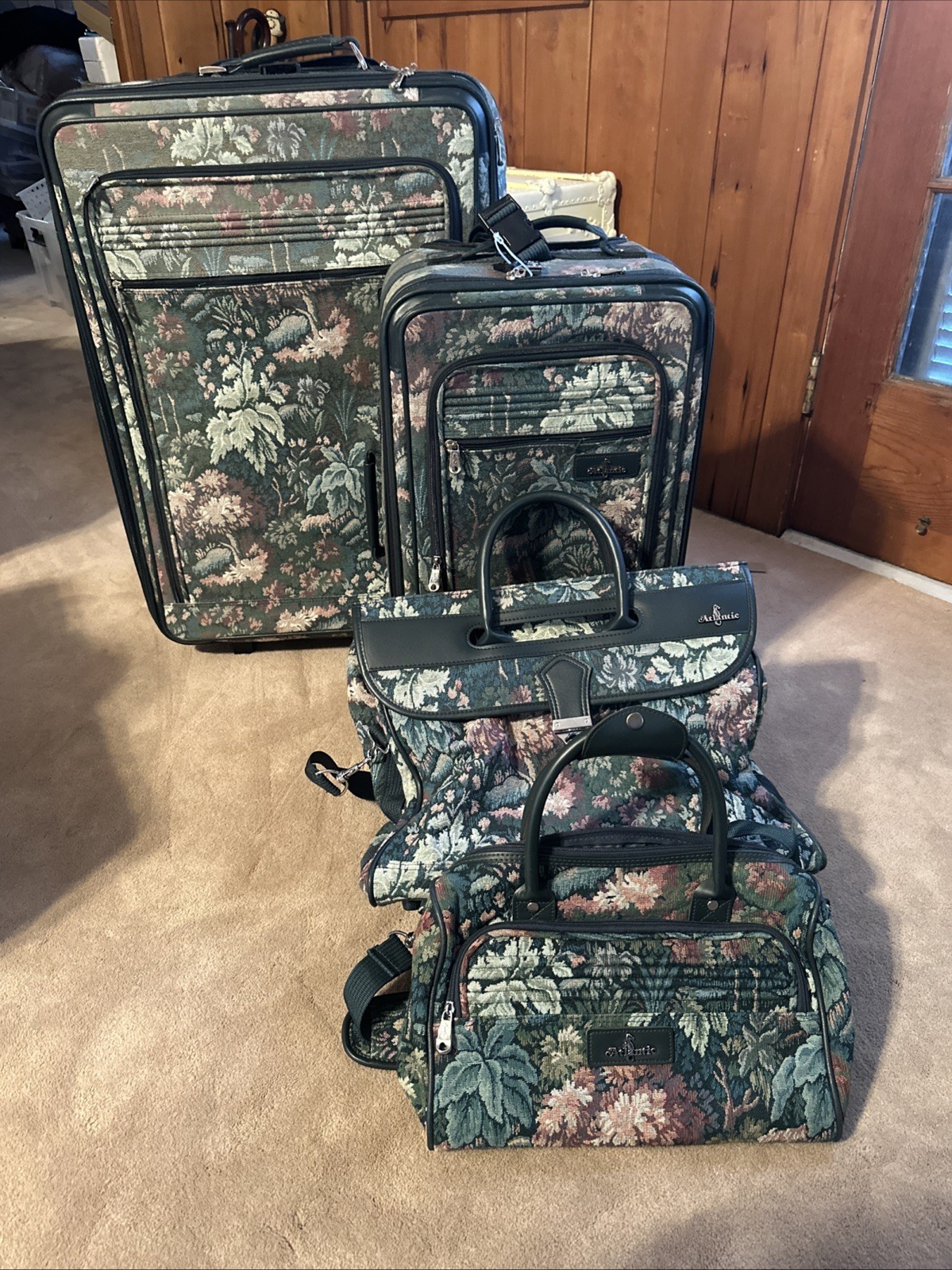vintage atlantic tapestry luggage set