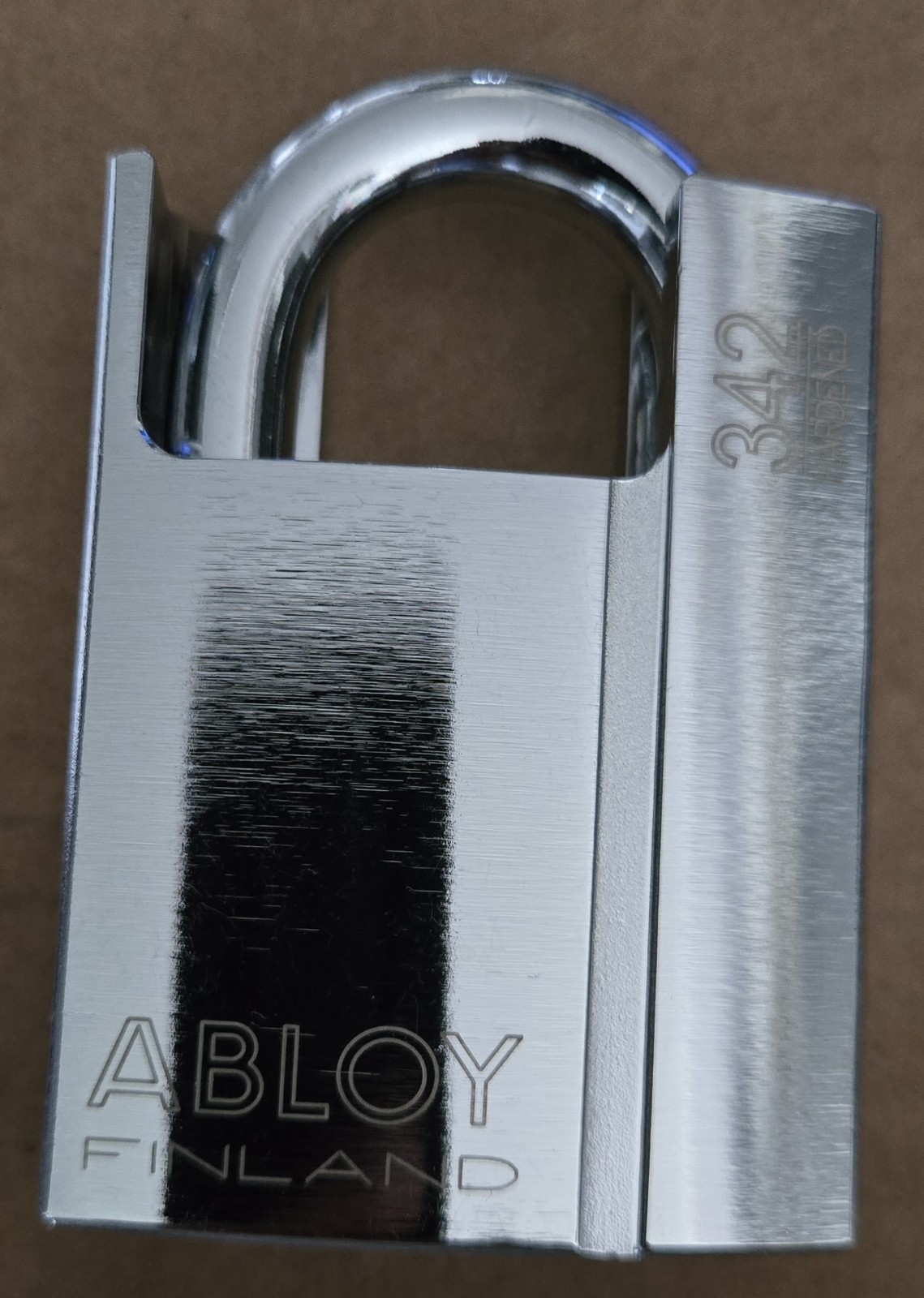 Abloy 342 model padlock with 2 Locks & 4 keys - High Security Padlock - New