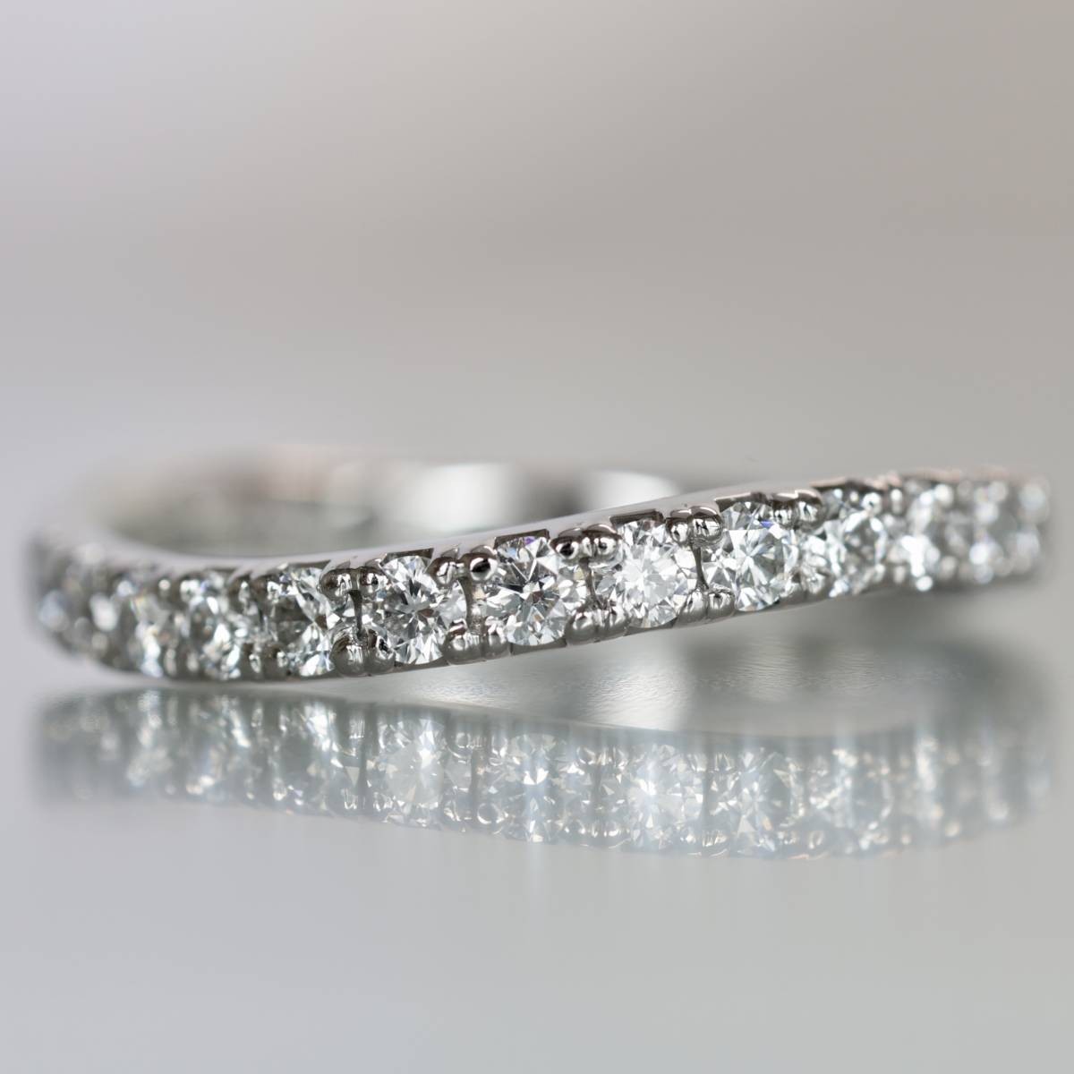 Pt900 K.uno Diamond 0.390ct Half Eternity Curve Ring
