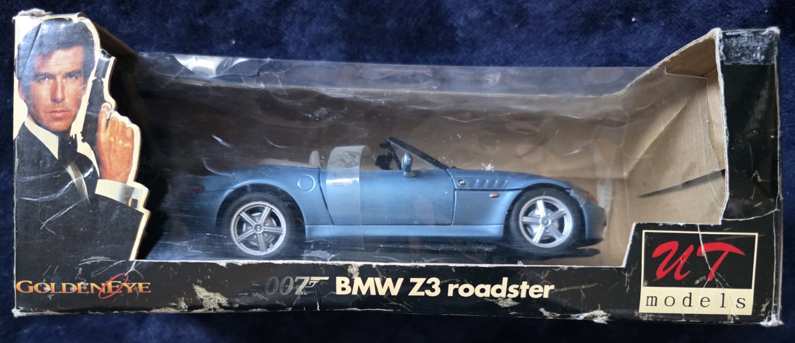 UT Models James Bond BMW Z3 1:18 scale model from the movie Goldeneye Die Cast