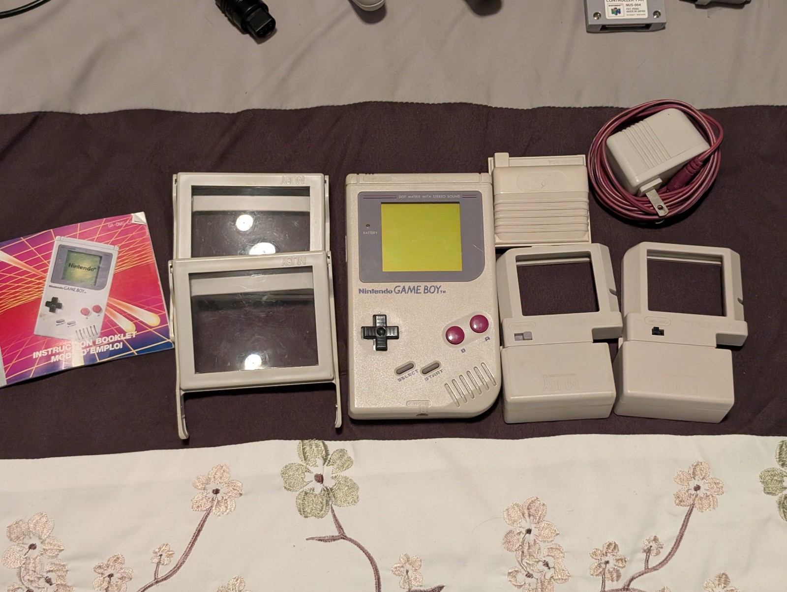 Original Nintendo GameBoy DMG-01 Handheld Console with Nuby Light/Magnifier