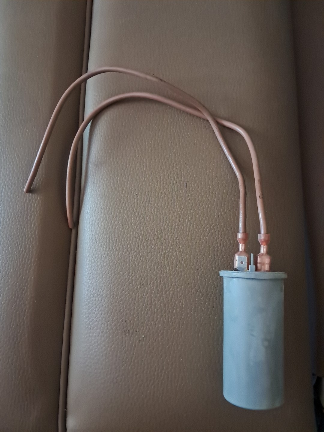 M22P3718M00 Aeromet II Capacitor 19uF 440V 50/60HZ 70C