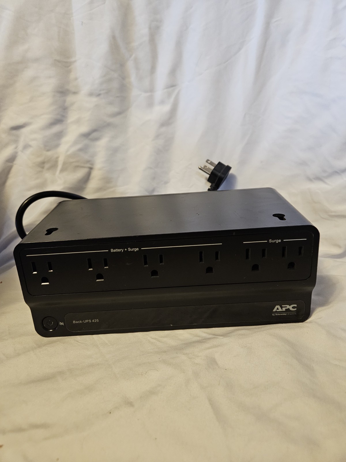 APC BE425M Back-UPS Desktop UPS Battery Backup Surge Protection 6 Outlets 425 VA