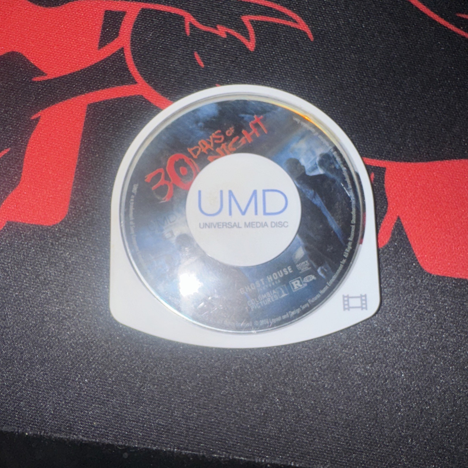 30 Days of Night (UMD, 2008) PlayStation Portable UMD Only