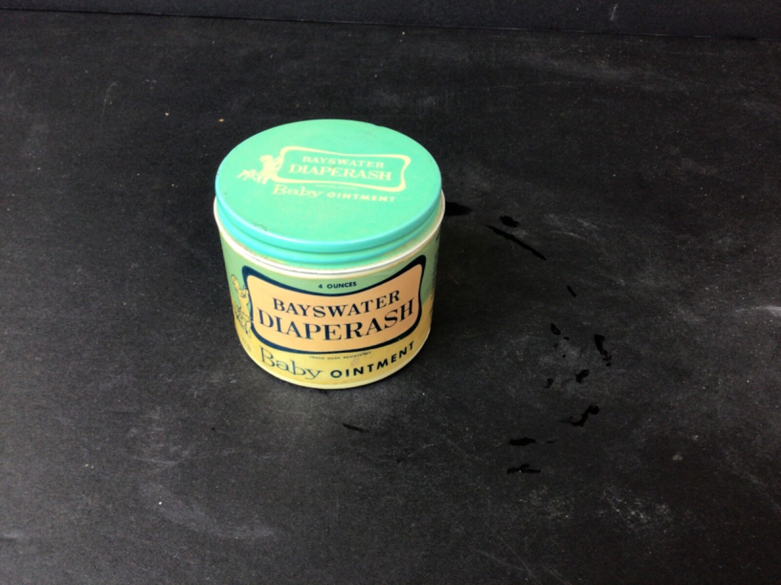 bayswater diaperash ointment jar