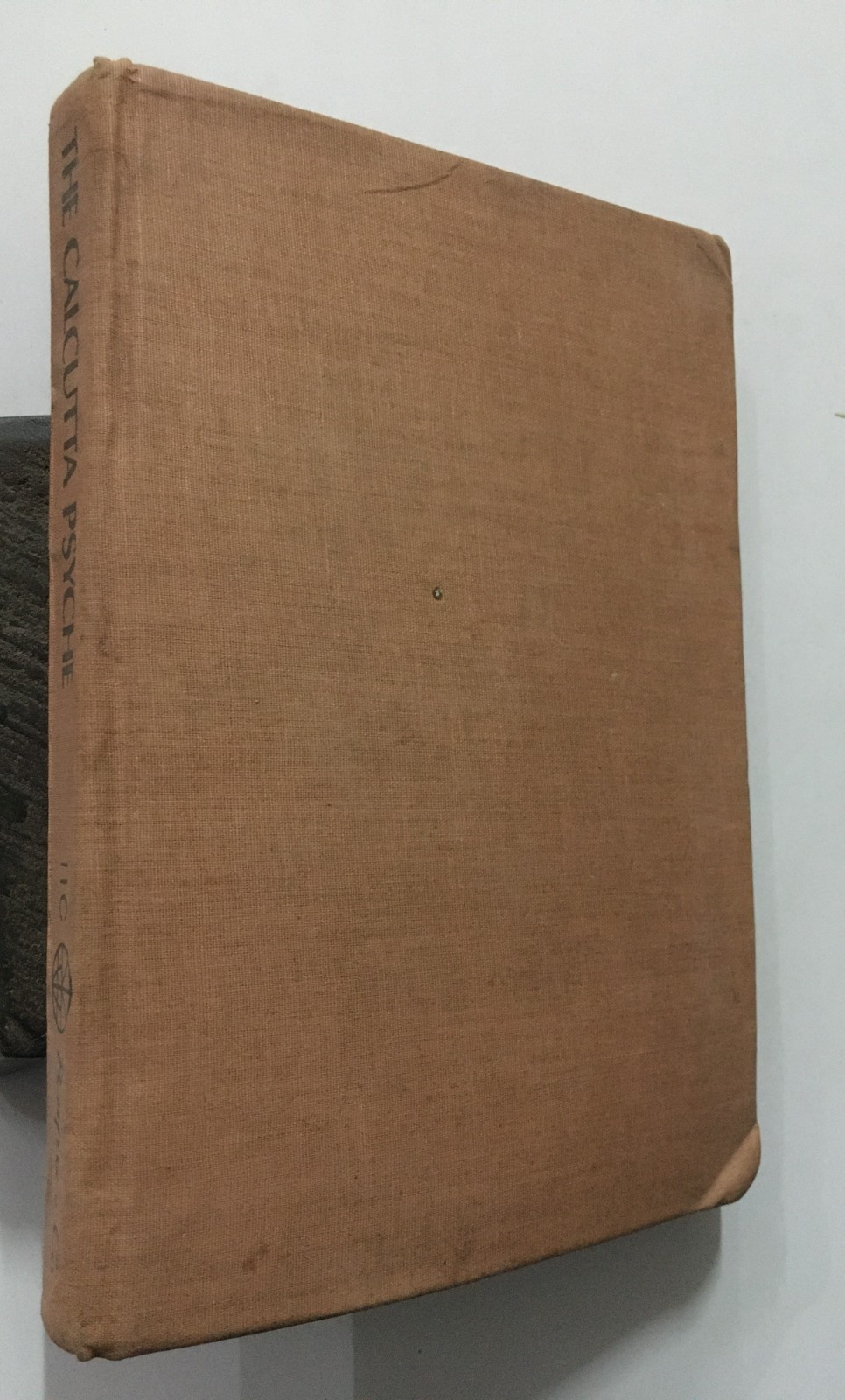 Sen, Geeti (Ed): The Calcutta Psyche. India International Centre/Rupa. 1990.