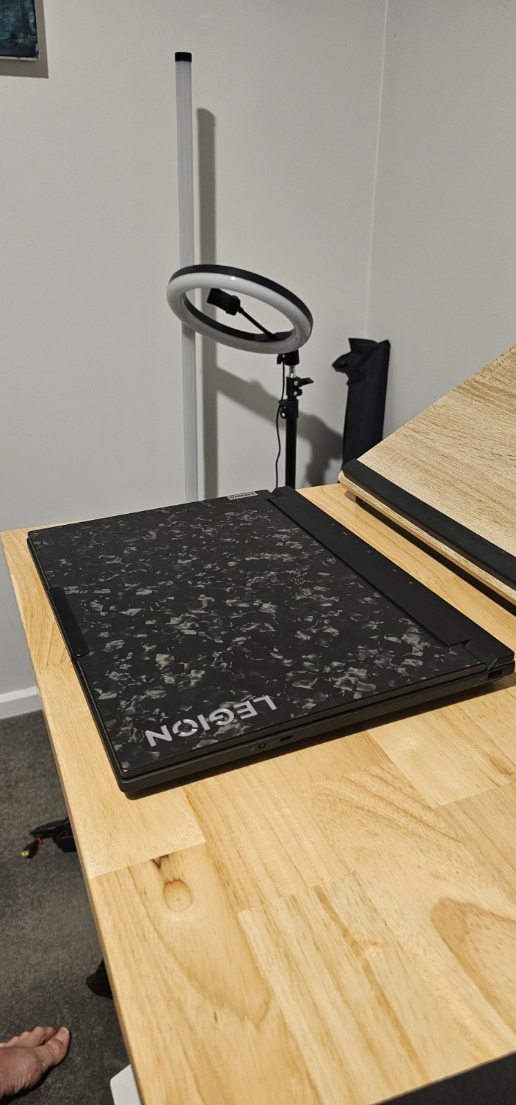 Lenovo Legion 9i Gen 9  i9 2TB SSD GeForce RTX 4080 